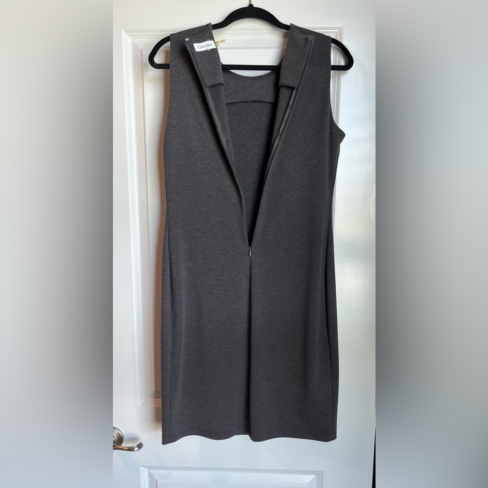 Calvin Klein Gray sleeveless MIRROR Dress Vtg SZ 8 Zipper back - Picture 4 of 7